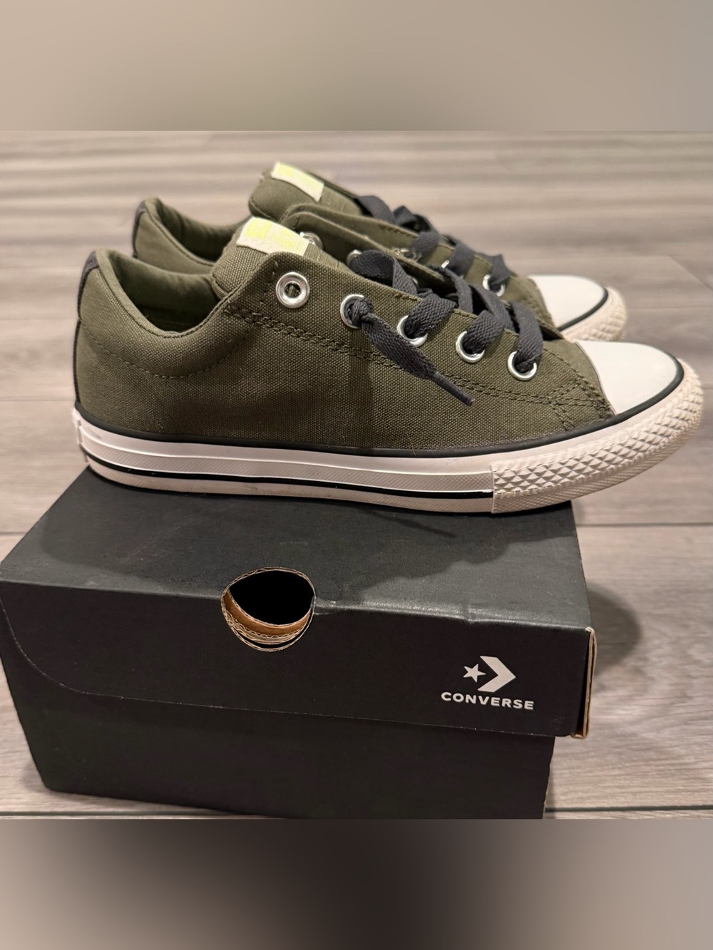 Converse Low Top Canvas Sneakers - Olive